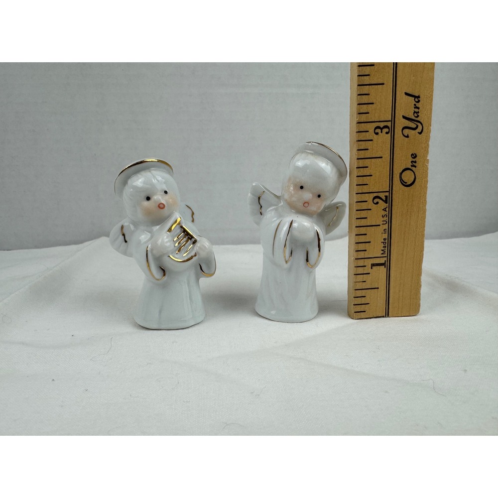 Vintage Ceramic Angel Salt and Pepper Shakers White Gold Trim Christmas Decor - Picture 3 of 9
